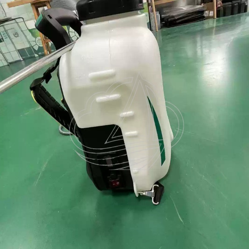 Pulvérisateur de grande capaci - Crop Sprayer Backpack avis et prix